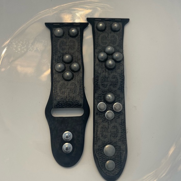 Gucci upcycle strap for Apple Watch - Picture 2 of 2